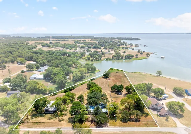 Photo 1 of Single family home for sale at 130 Blue Water, Point, TX 75472 | MLS# 21349603 | Listing updated on 2026-09-18