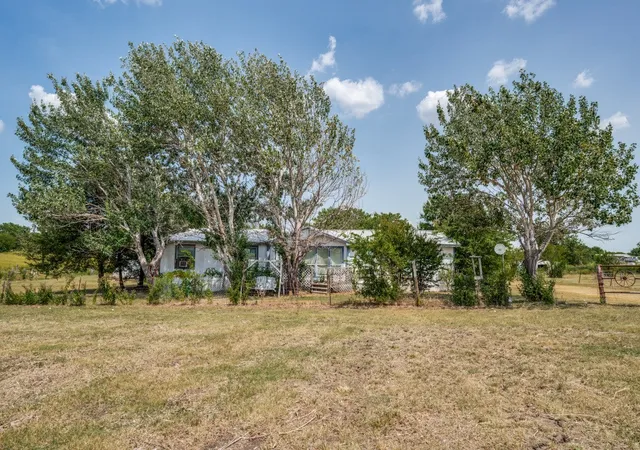 Photo 2 of Single family home for sale at 8797 Fm 2450, Sanger, TX 76266 | MLS# 21348800 | Listing updated on 2026-09-10