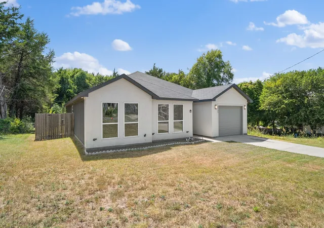 Photo 3 of Single family home for sale at 5735 Bon Air Dr, Dallas, TX 75241 | MLS# 21350026 | Listing updated on 2026-09-13