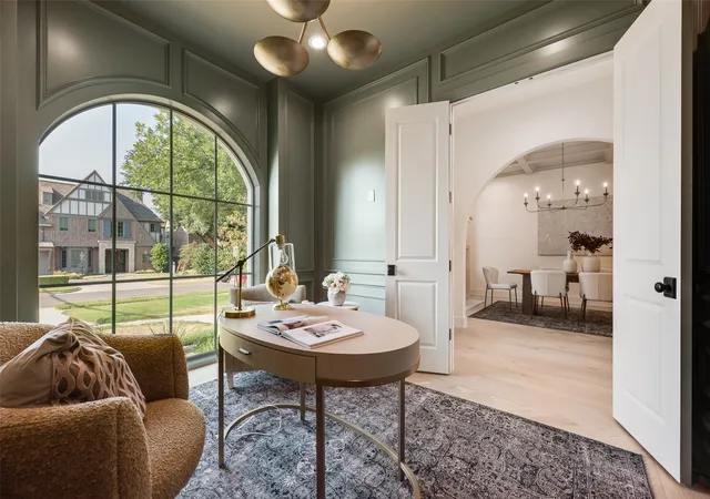 Photo 3 of Single family home for sale at 6402 Westlake Ave, Dallas, TX 75214 | MLS# 21350021 | Listing updated on 2026-09-13