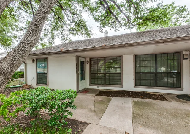 Photo 2 of Townhouse for sale at 13719 Flagstone Ln, Dallas, TX 75240 | MLS# 21350133 | Listing updated on 2026-09-17
