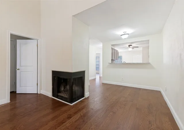 Photo 4 of Townhouse for sale at 13719 Flagstone Ln, Dallas, TX 75240 | MLS# 21350133 | Listing updated on 2026-09-17