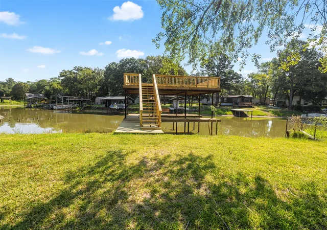 Photo 1 of Manufactured home for sale at 7108 Apache Cir, Mabank, TX 75156 | MLS# 21344532 | Listing updated on 2026-09-11