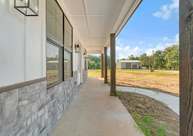 Photo 3 of Single family home for sale at 520 Pr 14901, Paris, TX 75462 | MLS# 21349336 | Listing updated on 2026-09-14