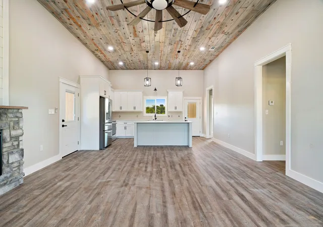 Photo 3 of Single family home for sale at 520 Pr 14901, Paris, TX 75462 | MLS# 21349336 | Listing updated on 2026-09-14