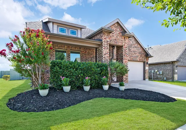 Photo 2 of Single family home for sale at 1328 Canary Ln, Argyle, TX 76226 | MLS# 21348442 | Listing updated on 2026-09-14