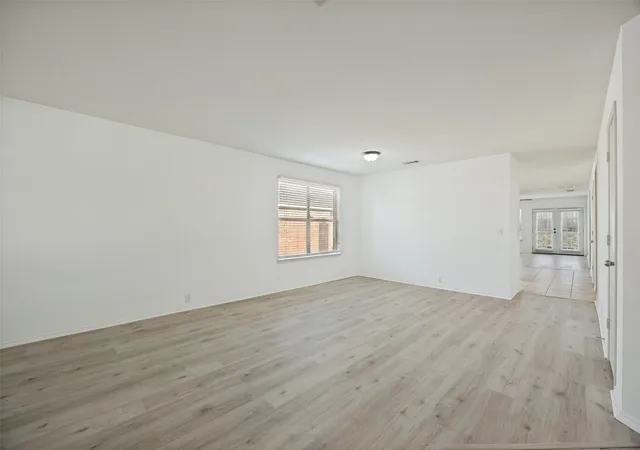 Photo 3 of Single family home for sale at 4507 Falcon Dr, Sherman, TX 75092 | MLS# 21349569 | Listing updated on 2026-09-11