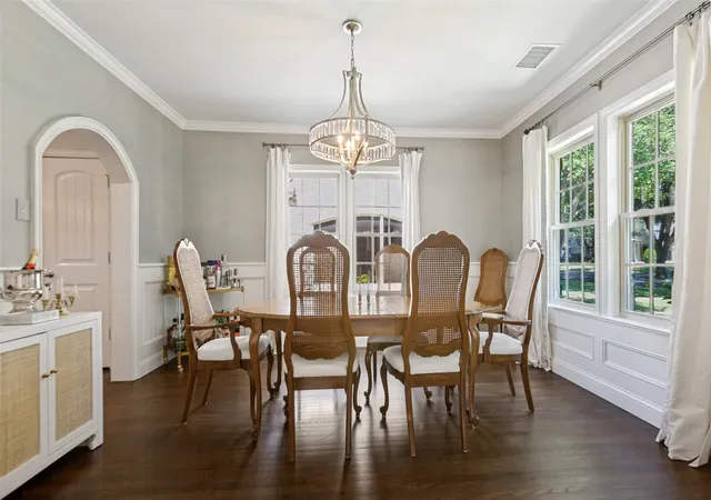Photo 3 of Single family home for sale at 5834 Monticello Ave, Dallas, TX 75206 | MLS# 21349826 | Listing updated on 2026-10-04