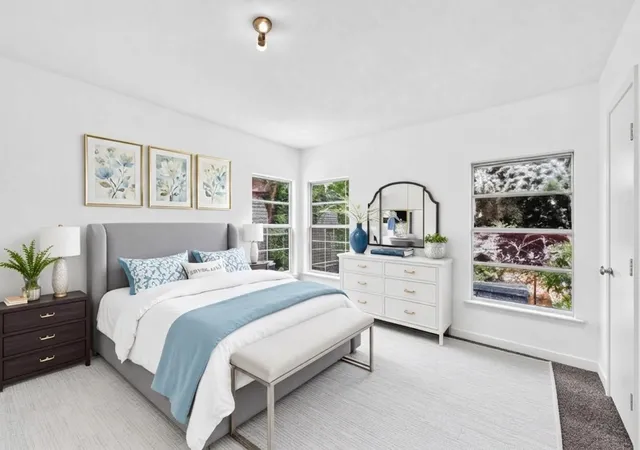 Photo 3 of Sale Pending at 1623 S Marsalis Ave, Dallas, TX 75216 | MLS# 21348720 | Listing updated on 2026-09-15