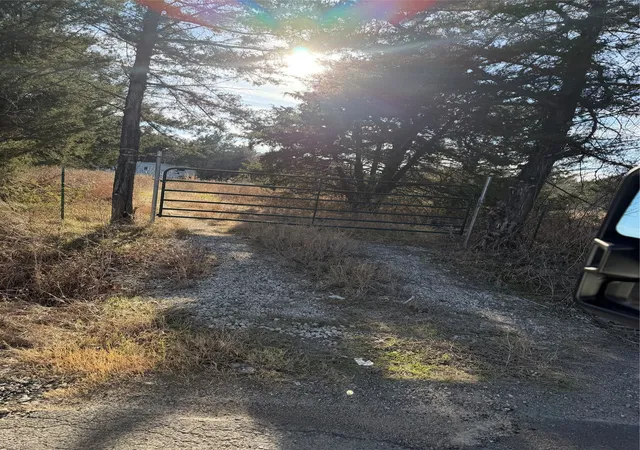 Photo 1 of Sale Pending at 3117 County Road 2130, Corsicana, TX 75109 | MLS# 21350685 | Listing updated on 2026-09-25