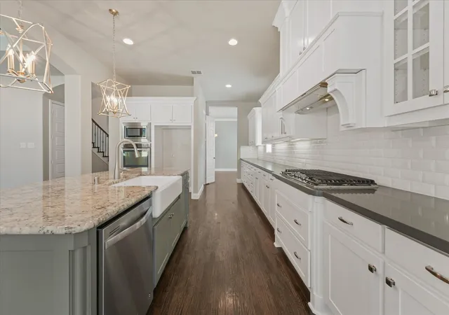 Photo 2 of Single family home for sale at 10846 Smoky Oak Trl, Argyle, TX 76226 | MLS# 21350701 | Listing updated on 2026-10-01