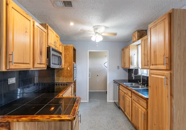 Photo 3 of Sale Pending at 1714 Locksley Ct, Clyde, TX 79510 | MLS# 21350854 | Listing updated on 2026-09-24