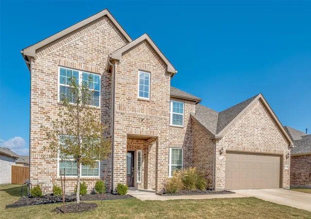 Photo 2 of Single family home for sale at 1609 Quentin Dr, Aubrey, TX 76227 | MLS# 21348551 | Listing updated on 2026-09-29