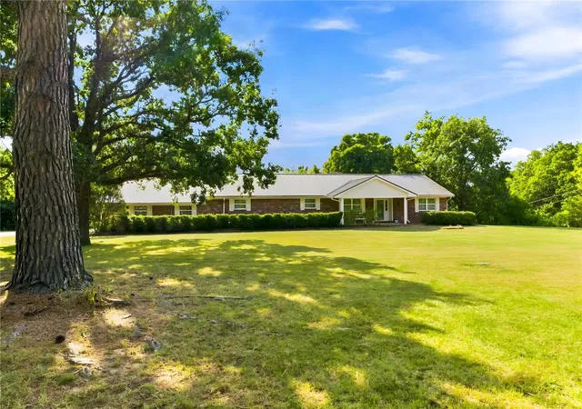 Photo 1 of Single family home for sale at 4723 Theresa Dr, Denison, TX 75020 | MLS# 21342107 | Listing updated on 2026-09-13