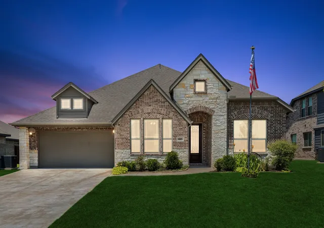 Photo 3 of Single family home for sale at 1005 Longbow Ln, Crowley, TX 76036 | MLS# 21350461 | Listing updated on 2026-09-08
