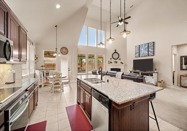 Photo 4 of Single family home for sale at 15169 Wild Duck Wy, Roanoke, TX 76262 | MLS# 21350098 | Listing updated on 2026-09-08