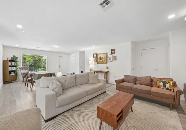 Photo 3 of Single family home for sale at 1025 Wedgewood Dr, Woodway, TX 76712 | MLS# 21350110 | Listing updated on 2026-09-14