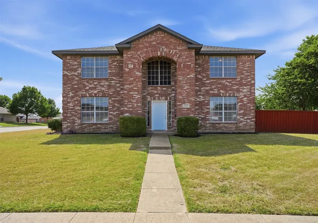 Photo 1 of Single family home for sale at 1125 Urban Dr, De Soto, TX 75115 | MLS# 21351101 | Listing updated on 2026-09-11