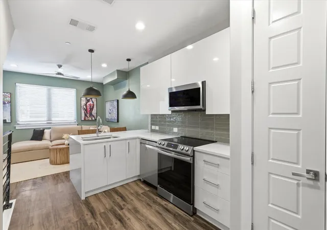Photo 1 of Condo for sale at 1118 Galveston Ave #5, Fort Worth, TX 76104 | MLS# 21339722 | Listing updated on 2026-09-12