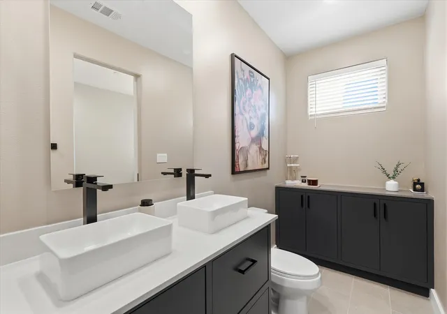 Photo 3 of Condo for sale at 1118 Galveston Ave #5, Fort Worth, TX 76104 | MLS# 21339722 | Listing updated on 2026-09-12