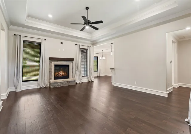 Photo 4 of Sale Pending at 12109 Oak Grove Dr, Tyler, TX 75706 | MLS# 21351210 | Listing updated on 2026-10-05