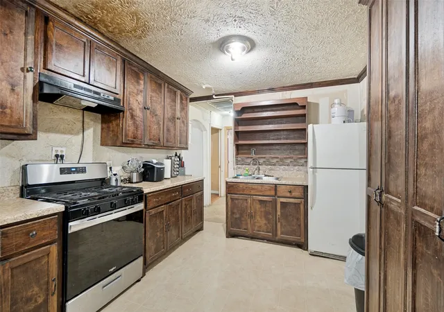 Photo 3 of Single family home for sale at 6625 Speight St, Dallas, TX 75232 | MLS# 21351294 | Listing updated on 2026-10-02