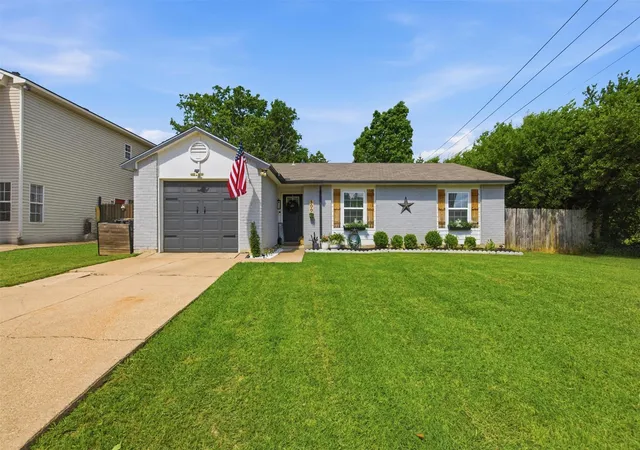 Photo 1 of Sale Pending at 500 Elderwood Trl, Fort Worth, TX 76120 | MLS# 21351155 | Listing updated on 2026-09-08