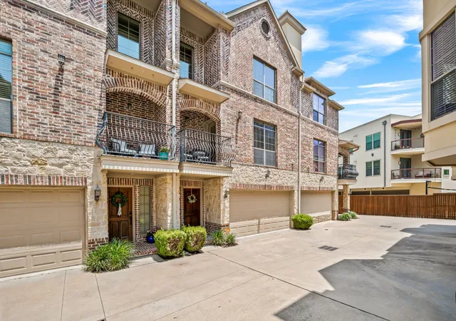 Photo 1 of Townhouse for sale at 1910 Hope St #15, Dallas, TX 75206 | MLS# 21319960 | Listing updated on 2026-09-12
