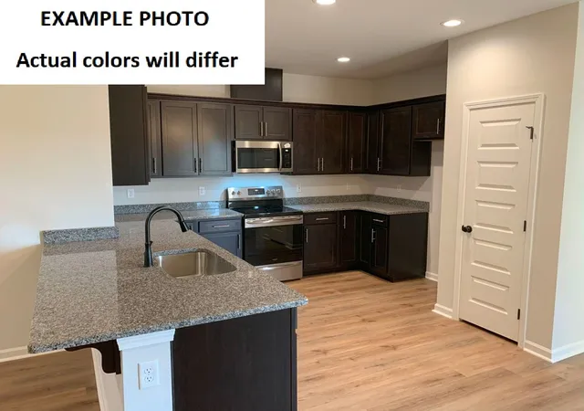 Photo 3 of Sale Pending at 405 Hummingbird Ln, Princeton, LA 71067 | MLS# 21351456 | Listing updated on 2026-09-11