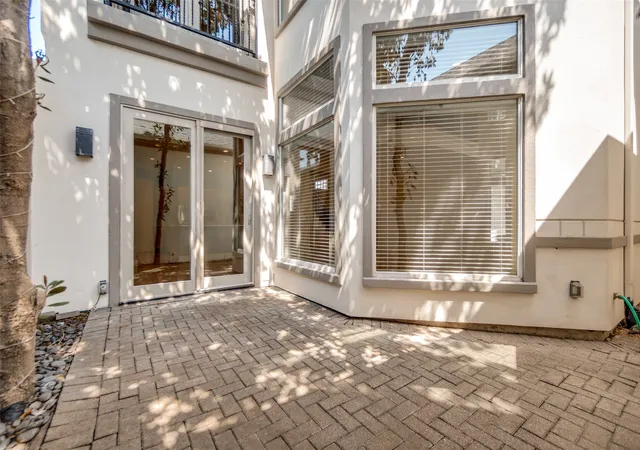 Photo 27 of Sale Pending at 4010 Rawlins St, Dallas, TX 75219 | MLS# 21349415 | Listing updated on 2026-09-10