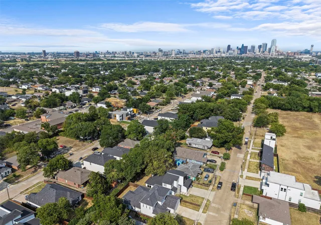 Photo 38 of Single family home for sale at 1926 Nomas St, Dallas, TX 75212 | MLS# 21351846 | Listing updated on 2026-09-12