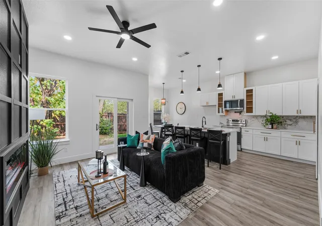 Photo 4 of Single family home for sale at 2504 Vaughn Blvd, Fort Worth, TX 76105 | MLS# 21351269 | Listing updated on 2026-09-10