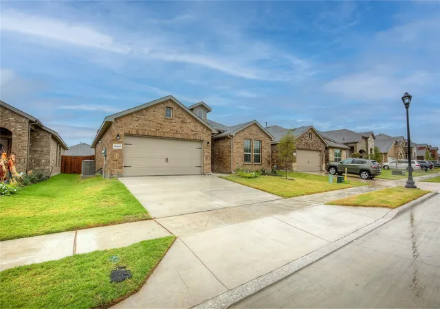 Photo 3 of Single family home for sale at 14533 Caelum Dr, Haslet, TX 76052 | MLS# 21351876 | Listing updated on 2026-09-14