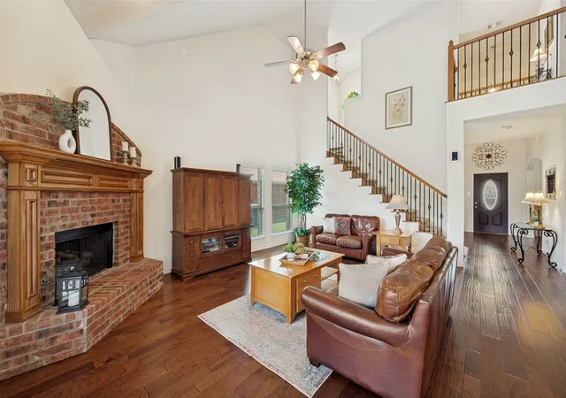 Photo 4 of Single family home for sale at 13442 Four Willows Dr, Frisco, TX 75035 | MLS# 21351960 | Listing updated on 2026-10-05