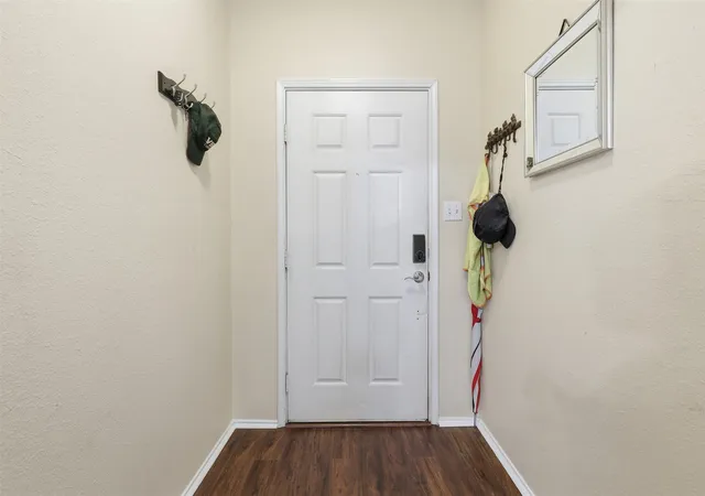 Photo 3 of Single family home for sale at 213 Sardius Blvd, Granbury, TX 76049 | MLS# 21351994 | Listing updated on 2026-09-18