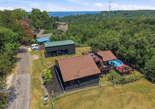 Photo 1 of Single family home for sale at 125 Erin Dr, Pottsboro, TX 75076 | MLS# 21351868 | Listing updated on 2026-09-09