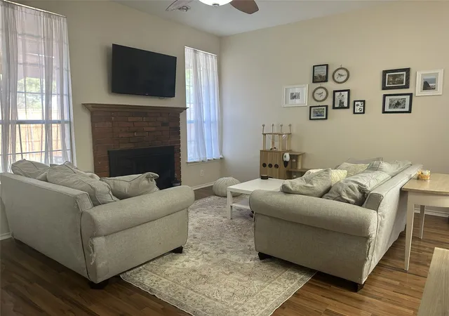 Photo 4 of Single family home for sale at 3308 Pheasant Holw, Denton, TX 76207 | MLS# 21351902 | Listing updated on 2026-09-15