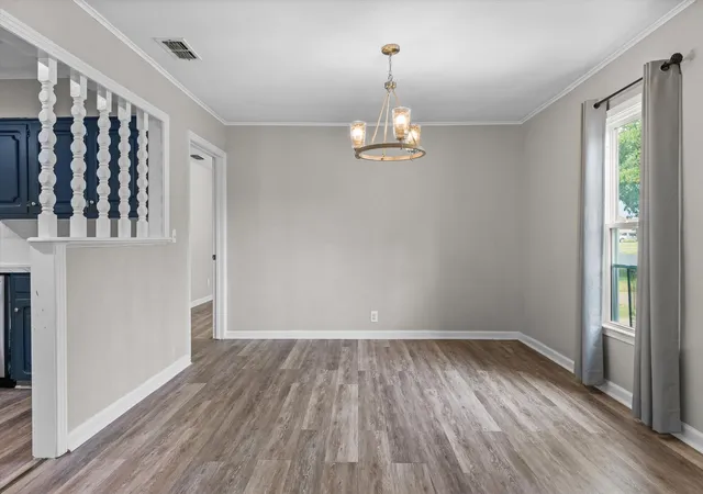 Photo 3 of Single family home for sale at 504 E Pennsylvania Ave, Van, TX 75790 | MLS# 21352151 | Listing updated on 2026-09-10