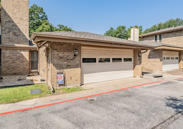 Photo 1 of Townhouse for sale at 23 Park Ln, Bedford, TX 76021 | MLS# 21347299 | Listing updated on 2026-09-09