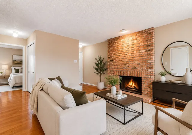 Photo 3 of Condo for sale at 15151 Berry Trl #106, Dallas, TX 75248 | MLS# 21352283 | Listing updated on 2026-09-08