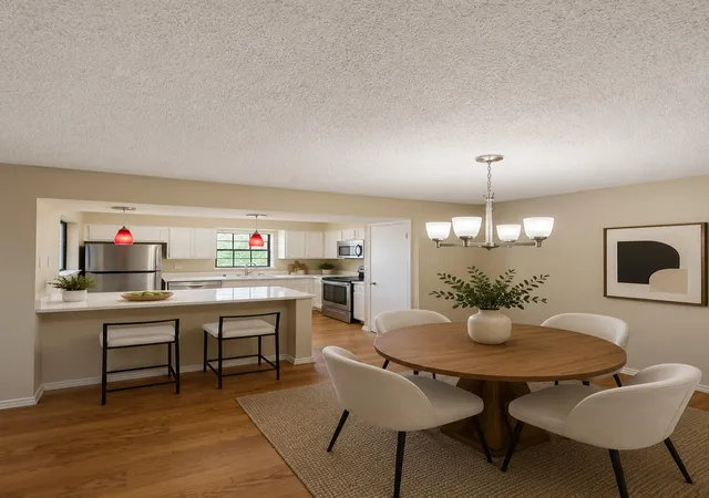 Photo 4 of Condo for sale at 15151 Berry Trl #106, Dallas, TX 75248 | MLS# 21352283 | Listing updated on 2026-09-08