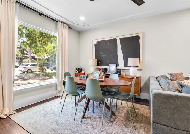 Photo 2 of Single family home for sale at 406 S Montreal Ave, Dallas, TX 75208 | MLS# 21340881 | Listing updated on 2026-10-07