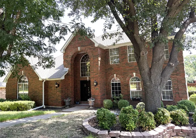 Photo 2 of Single family home for sale at 7212 Swallow Branch Ln, Plano, TX 75025 | MLS# 21352024 | Listing updated on 2026-10-22