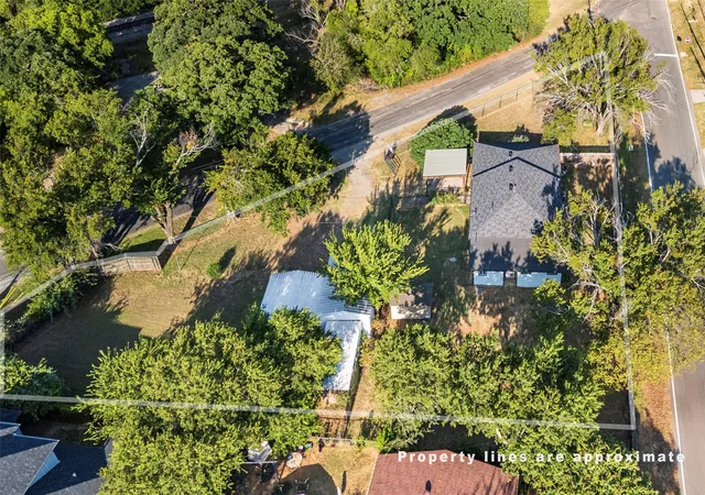 Photo 3 of Single family home for sale at 310 North Rd, Kennedale, TX 76060 | MLS# 21352262 | Listing updated on 2026-09-11