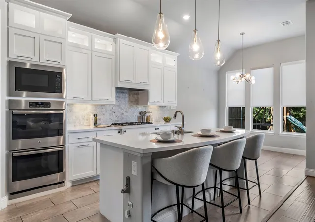 Photo 3 of Single family home for sale at 17643 Pinyon Ln, Dallas, TX 75252 | MLS# 21349761 | Listing updated on 2026-09-12