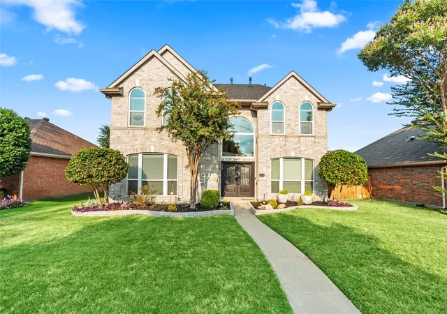 Photo 1 of Single family home for sale at 6008 Arlington Dr, Frisco, TX 75035 | MLS# 21351710 | Listing updated on 2026-10-07