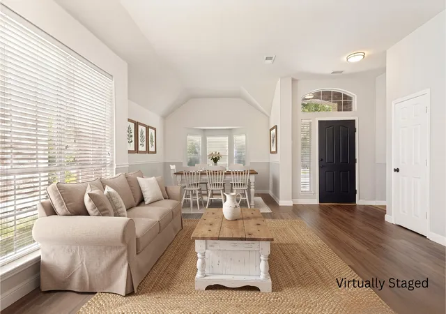 Photo 3 of Single family home for sale at 5525 Pebble Ct, Mc Kinney, TX 75072 | MLS# 21351816 | Listing updated on 2026-09-21