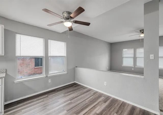 Photo 4 of Single family home for sale at 1092 Winding Crk, Cedar Hill, TX 75104 | MLS# 21351995 | Listing updated on 2026-09-12
