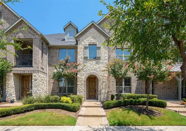 Photo 1 of Townhouse for sale at 4277 Snow Goose Trl, Arlington, TX 76005 | MLS# 21350213 | Listing updated on 2026-09-10
