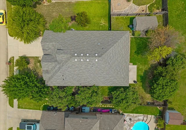 Photo 2 of Single family home for sale at 102 Briarstone Dr, Alvarado, TX 76009 | MLS# 21352728 | Listing updated on 2026-09-13